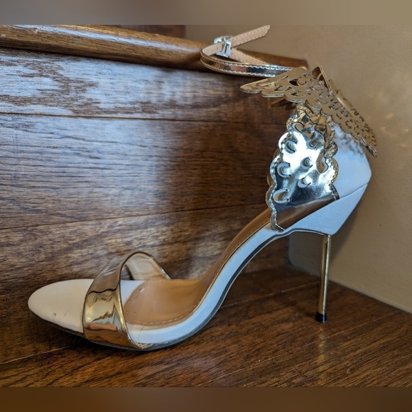 Butterfly pumps Gold Peep Toe Stiletto High Heels Sz 8.5 EU 39 - Picture 5 of 12